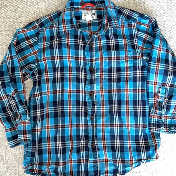 Children’s Place plaid button up - Picture 1 of 4